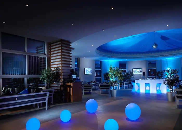 Grand Millennium Al Wahda Hotel And Executive Apartments Abu Dhabi